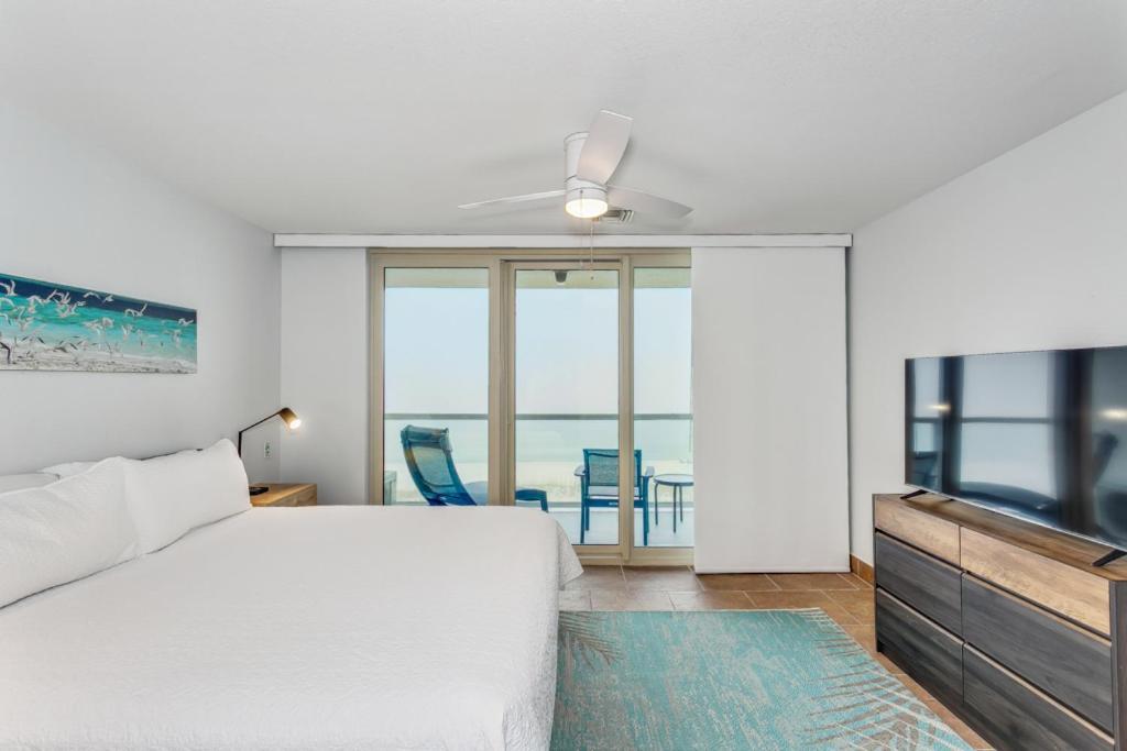 Beach Club Resort And Spa Pensacola Beach Exterior photo